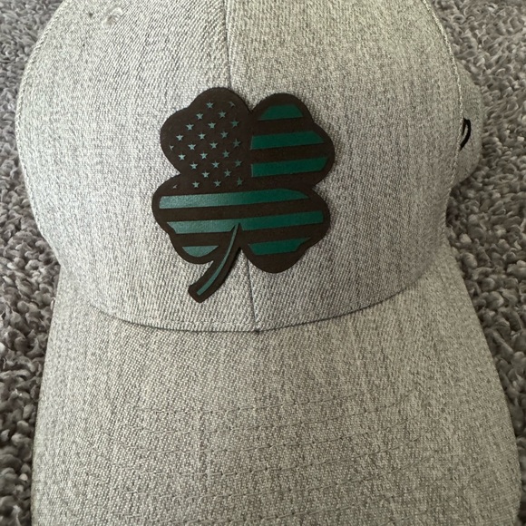 Branded Bills Hat Cap 4 Leaf Clover Patch - Picture 12 of 12